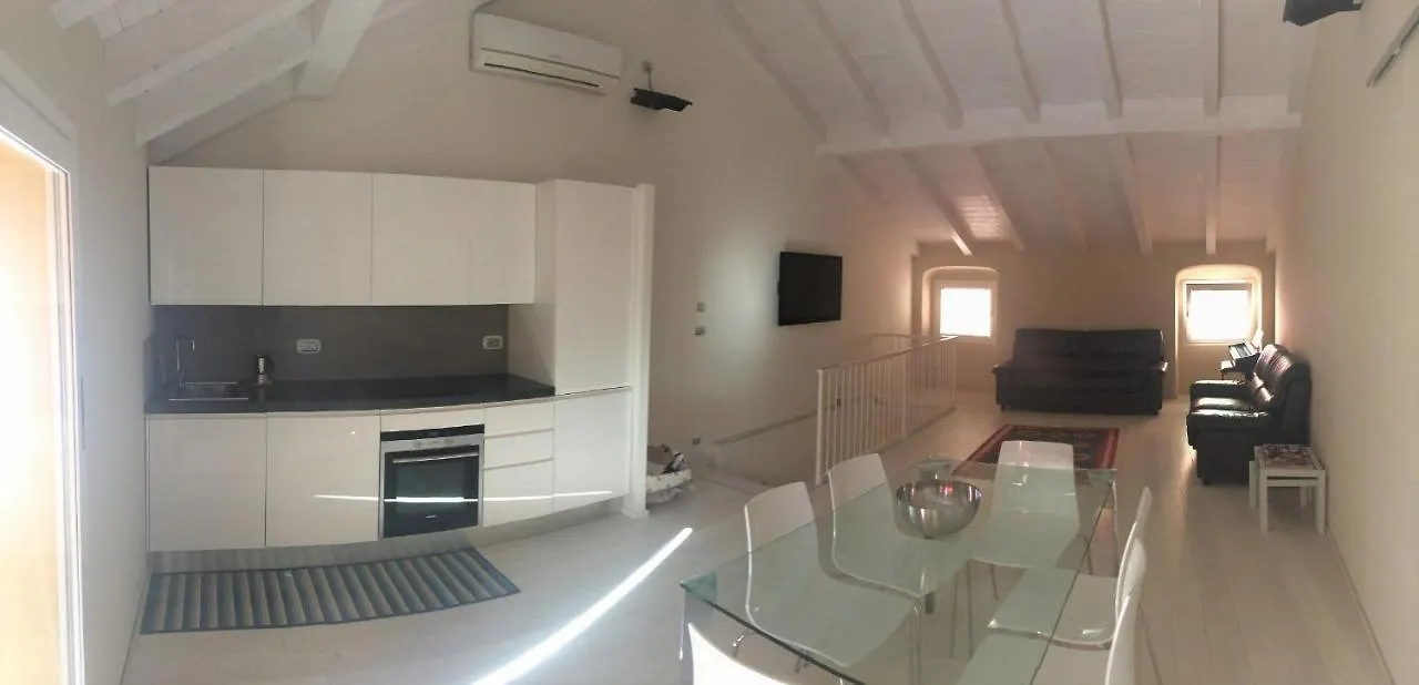 Holiday home Budello Di Alassio, Ampio Appartamento Con Box